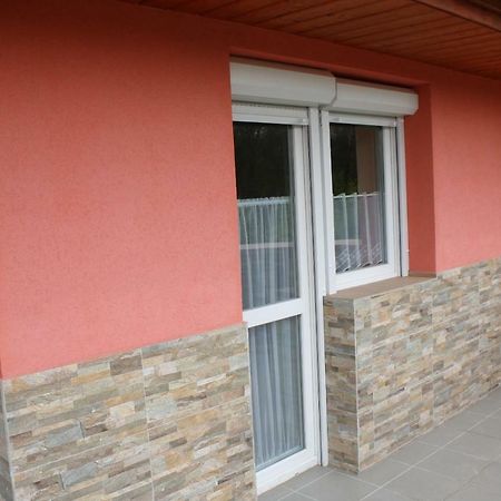Kedvenc Vendeghaz Hotel Miskolc Ngoại thất bức ảnh