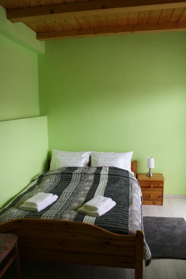 Kedvenc Vendeghaz Hotel Miskolc Ngoại thất bức ảnh