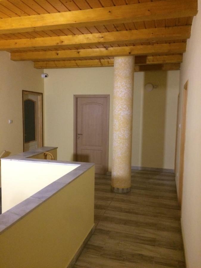 Kedvenc Vendeghaz Hotel Miskolc Ngoại thất bức ảnh