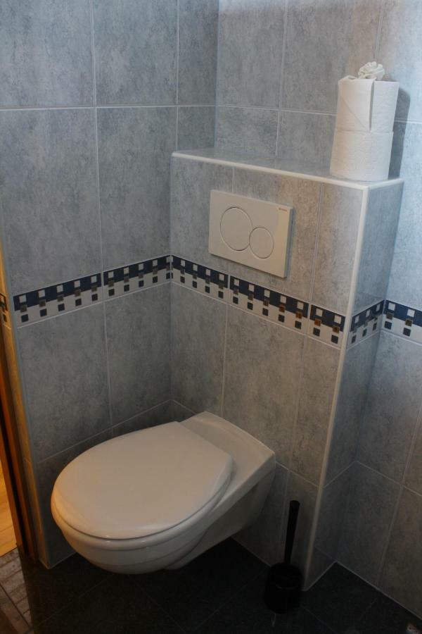 Kedvenc Vendeghaz Hotel Miskolc Ngoại thất bức ảnh