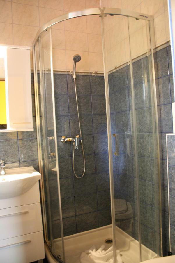 Kedvenc Vendeghaz Hotel Miskolc Ngoại thất bức ảnh